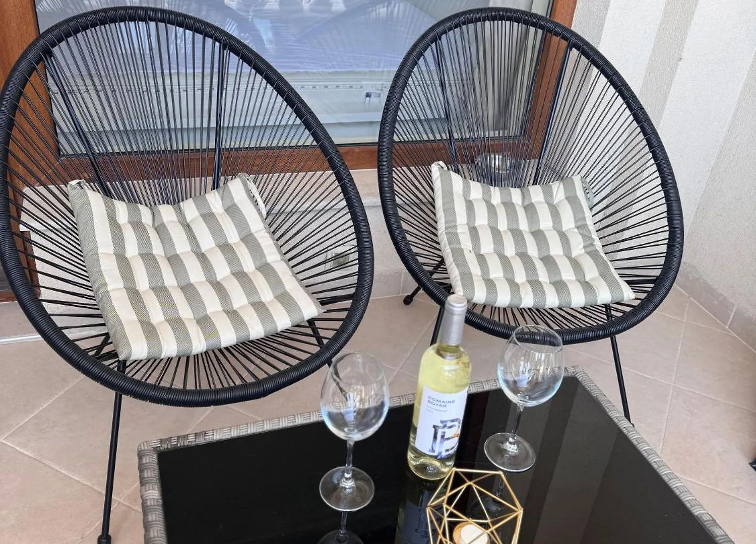Seaside View Apartment In Varna