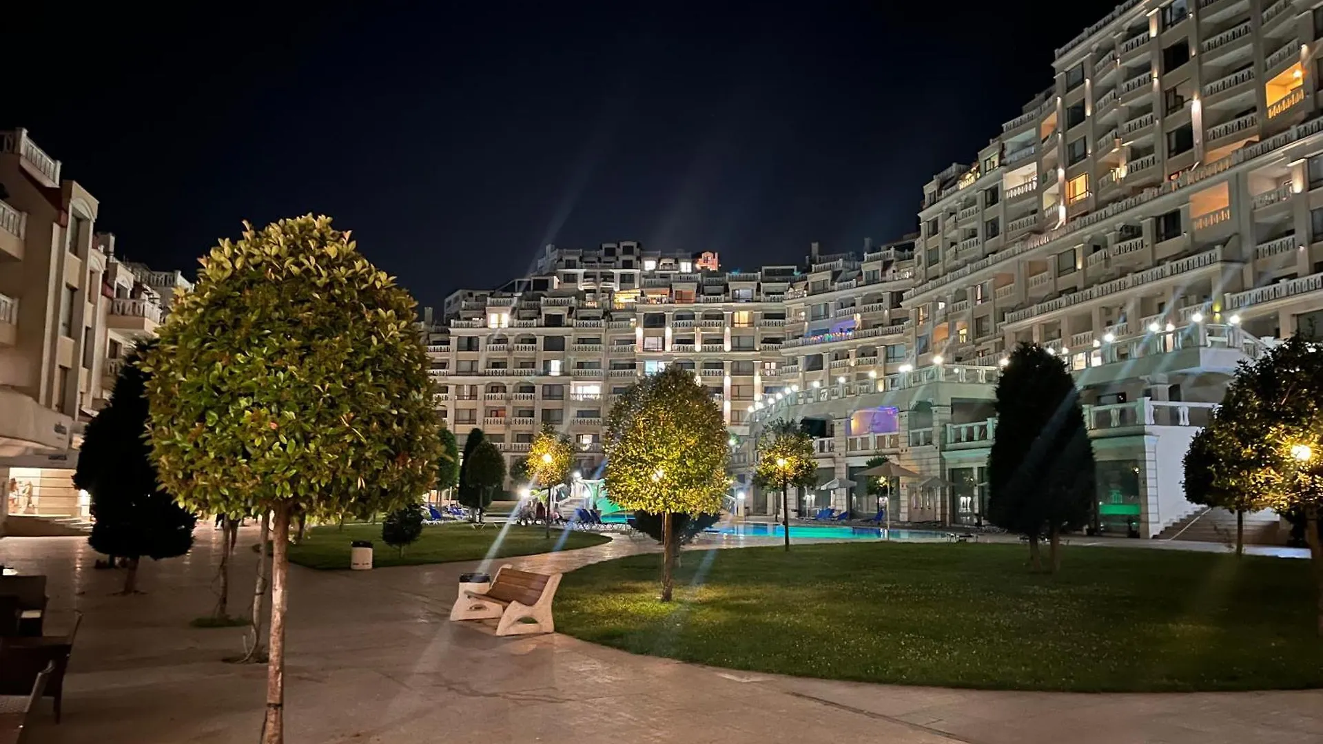 Seaside View Apartment In Varna